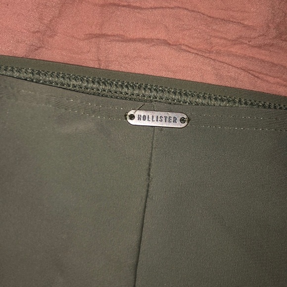 High waisted Hollister bikini bottom - Picture 3 of 3